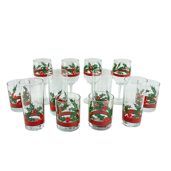 Libbey Holly Berry Glasses Set of 12, Vintage Christmas Wine, Lowball, Tumbler - Picture 2 of 16